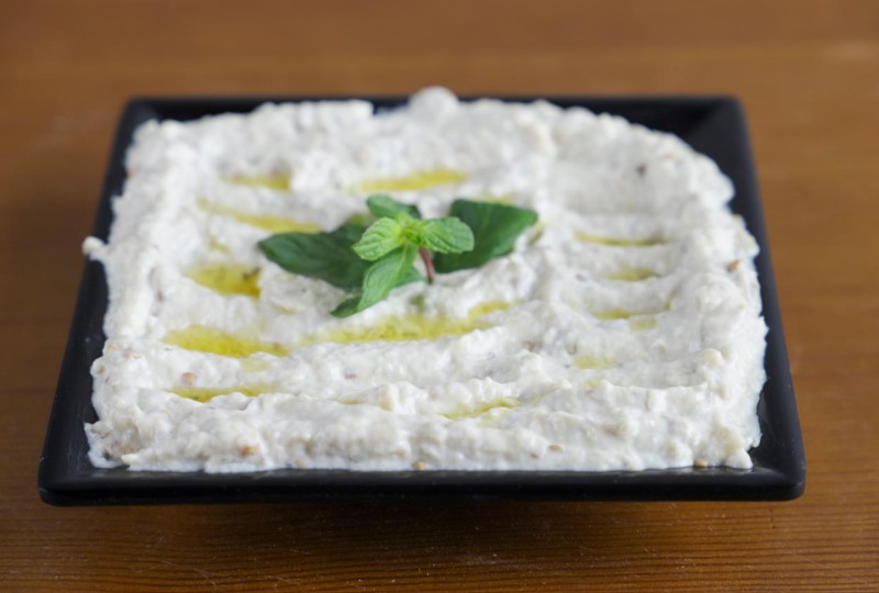 سلطة لبن بالخيار-Yogurt with Cucumber Salad